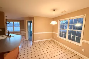 2600 Crest Valley Dr, Conyers, GA 30094 - Photo 5