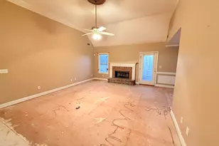 2600 Crest Valley Dr, Conyers, GA 30094 - Photo 3