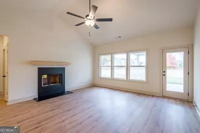 209 Squirrel Run, Good Hope, GA 30641 - Photo 17