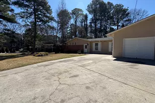 2807 McClave Dr, Doraville, GA 30340 - Photo 33