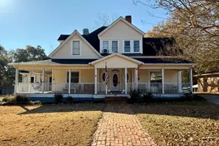 231 Bowers St, Royston, GA 30662 - Photo 1