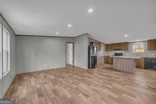 274 Montego Bay Trl, Clarkesville, GA 30523 - Photo 17