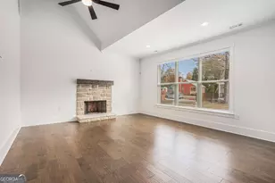 352 Davis St, Monroe, GA 30655 - Photo 7
