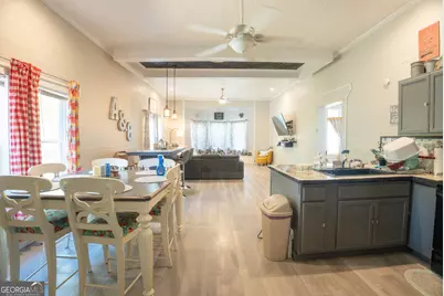 209 McDonald Street SW, Pelham, GA 31779 - Photo 11