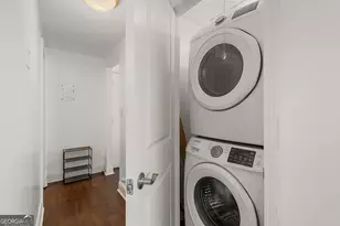 2479 Peachtree Rd NE, Atlanta, GA 30305 - Photo 33