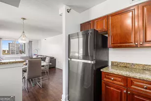 2479 Peachtree Rd NE, Atlanta, GA 30305 - Photo 23