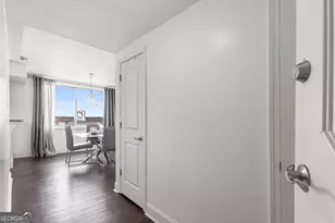 2479 Peachtree Rd NE, Atlanta, GA 30305 - Photo 9