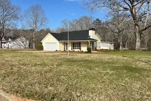 328 Cattlemans Cir, McDonough, GA 30252 - Photo 1