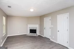 851 Plumbridge Ct, Lithonia, GA 30058 - Photo 5