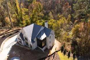 469 Emily Reed Ln, Atlanta, GA 30342 - Photo 17