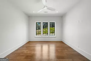 469 Emily Reed Ln, Atlanta, GA 30342 - Photo 57