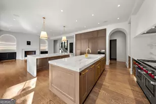 469 Emily Reed Ln, Atlanta, GA 30342 - Photo 21