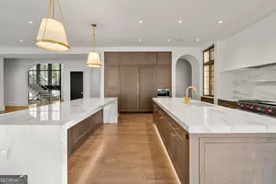 469 Emily Reed Ln, Atlanta, GA 30342 - Photo 17