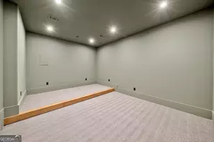 469 Emily Reed Ln, Atlanta, GA 30342 - Photo 39