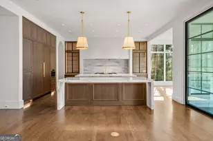 469 Emily Reed Ln, Atlanta, GA 30342 - Photo 13