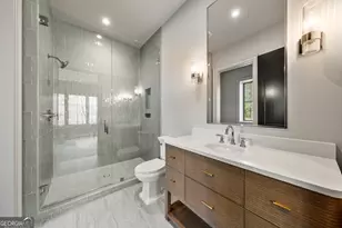 469 Emily Reed Ln, Atlanta, GA 30342 - Photo 43