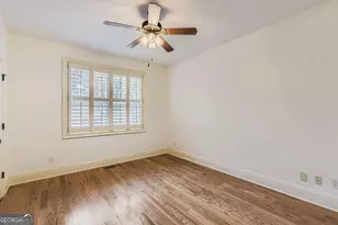 374 Beaumont Farms Dr, Sharpsburg, GA 30277 - Photo 15