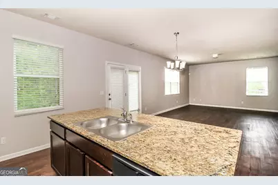 2944 S South Hills, Riverdale, GA 30296 - Photo 7