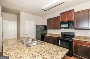 2944 S South Hills, Riverdale, GA 30296 - Photo 5