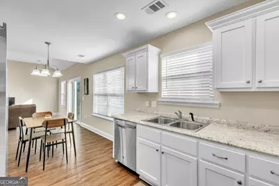 203 Bull Street, Glennville, GA 30427 - Photo 11