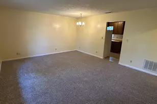 627 Epps Bridge Pkwy, Athens, GA 30606 - Photo 9