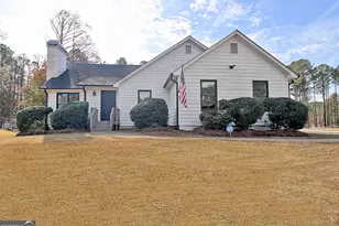 104 Blue Ridge Dr, Newnan, GA 30265 - Photo 1