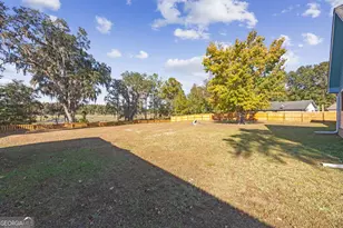 183 Rainbow Ln, Woodbine, GA 31569 - Photo 5