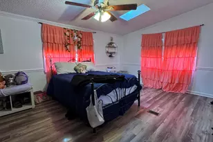 100 Lakeview Dr, Colbert, GA 30628 - Photo 15