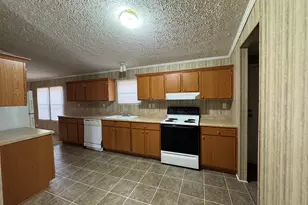 2278 Providence Church Rd, Lavonia, GA 30553 - Photo 11