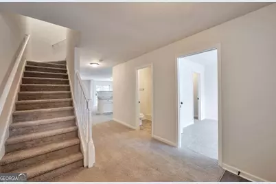 6338 Hickory Lane Circle, Union City, GA 30291 - Photo 3