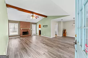 18 Eastwood Dr, Newnan, GA 30265 - Photo 3