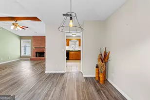 18 Eastwood Dr, Newnan, GA 30265 - Photo 9