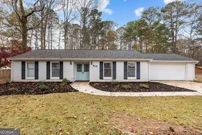 18 Eastwood Drive, Newnan, GA 30265 - Photo 1