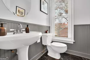 7155 Roswell Rd, Sandy Springs, GA 30328 - Photo 17