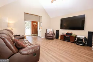 215 Stonefield Cir, Macon, GA 31216 - Photo 5