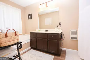 215 Stonefield Cir, Macon, GA 31216 - Photo 13
