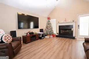 215 Stonefield Cir, Macon, GA 31216 - Photo 5