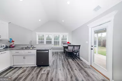 3848 Zaun Circle, Valdosta, GA 31605 - Photo 7