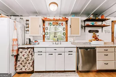 5971 Penfield Road, Union Point, GA 30669 - Photo 11