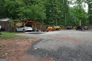 208 Holliday Way, Carrollton, GA 30116 - Photo 3