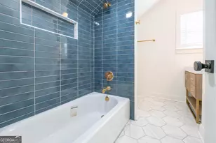 209 E Derenne Ave, Savannah, GA 31405 - Photo 39