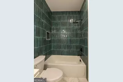 209 E Derenne Avenue, Savannah, GA 31405 - Photo 57