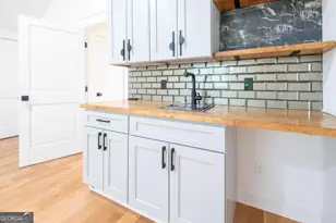 209 E Derenne Ave, Savannah, GA 31405 - Photo 41