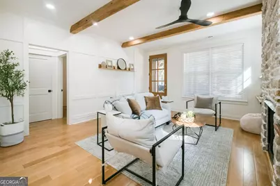 209 E Derenne Avenue, Savannah, GA 31405 - Photo 7