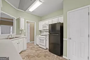 122 Mosswood Dr, Newnan, GA 30265 - Photo 17