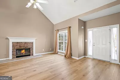 122 Mosswood Drive, Newnan, GA 30265 - Photo 9