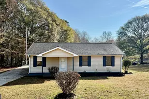 110 Central Lake Dr, Griffin, GA 30223 - Photo 1