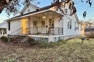 349 Cook St, Elberton, GA 30635 - Photo 1