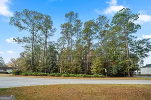 829 Olmstead Dr, Hinesville, GA 31313 - Photo 1