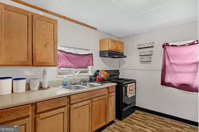 1702 Albany Avenue, Waycross, GA 31503 - Photo 5